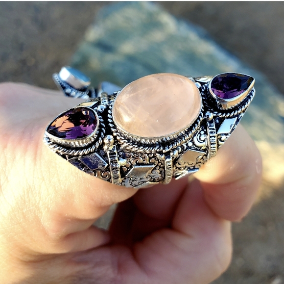 New Rose Quartz and Amethyst 925 Silver Statement Ring. - Picture 12 of 16